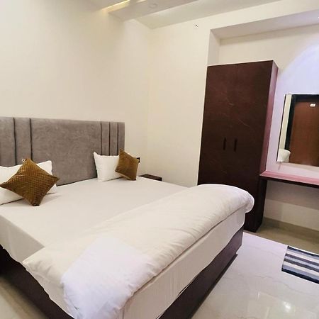 Hotel Revanta 皮尔瓦拉 客房 照片