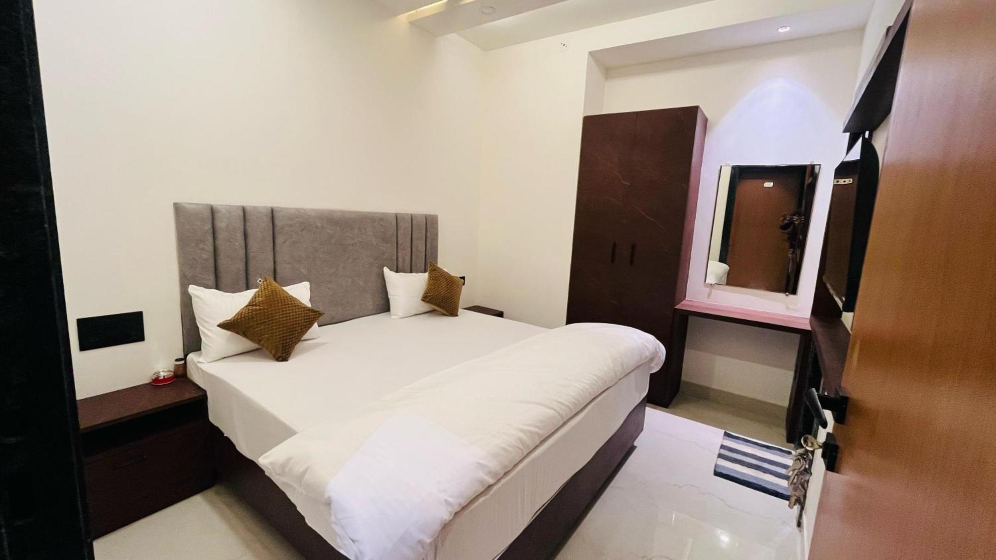Hotel Revanta 皮尔瓦拉 客房 照片